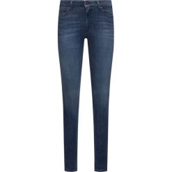 Jeansy Skinny Fit Tommy Jeans Tj 2008 DW0DW07482. Niebieskie jeansy damskie Tommy Jeans. W wyprzedaży za 269,00 zł.