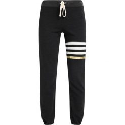 Spodnie dresowe damskie: Sundry SWEATPANTS Spodnie treningowe black