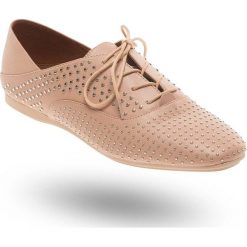 PÓŁBUTY Emporio Armani. Półbuty damskie Emporio Armani, bez wzorów, z materiału, bez obcasa, na sznurówki. W wyprzedaży za 540,00 zł.
