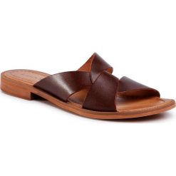 Sandały LASOCKI - TTT-M002-03 Brown. Pomarańczowe klapki damskie Lasocki, bez wzorów, ze skóry, bez obcasa, na obcasie. Za 119,99 zł.