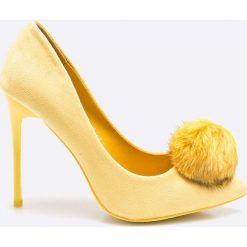 Answear - Szpilki Chc-Shoes. Żółte szpilki marki ANSWEAR, bez wzorów, z materiału, bez obcasa, na obcasie, bez zapięcia. W wyprzedaży za 59,90 zł.