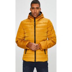 Medicine - Kurtka Scandinavian Comfort. Pomarańczowe kurtki męskie pikowane marki MEDICINE, l, z materiału, z kapturem. W wyprzedaży za 179,90 zł.