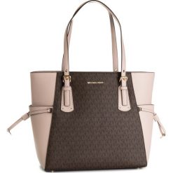 Torebka MICHAEL MICHAEL KORS - Voyager 30F8GV6T4B Brn/SftPink. Pomarańczowe torebki klasyczne damskie MICHAEL Michael Kors, bez wzorów, ze skóry ekologicznej, klasyczne, bez dodatków. Za 1079,00 zł.