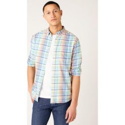 Koszula Wrangler Bdown W5A3OR989. Koszule męskie Wrangler, m, bez wzorów, z bawełny, casualowe, bez kołnierzyka, bez rękawów. W wyprzedaży za 149,00 zł.