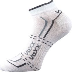 Skarpetki sportowe Rex 11. Szare skarpetki damskie marki Astratex, z elastanu. Za 12,99 zł.