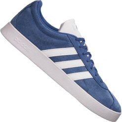 Niebieskie Buty adidas Vl Court 2.0 M DA9873. Niebieskie buty sportowe męskie Adidas, na wiosnę, ze skóry, bez zapięcia. W wyprzedaży za 309,00 zł.