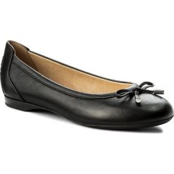 Baleriny GEOX - D Lamulay D D825DD 00085 C9999 Black. Czarne baleriny damskie Geox, bez wzorów, ze skóry ekologicznej, klasyczne, bez obcasa, na płaskiej podeszwie, bez zapięcia. W wyprzedaży za 259,00 zł.