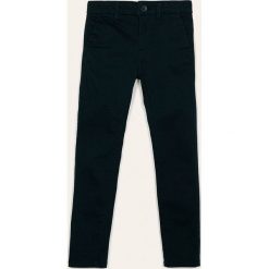 Mayoral - Spodnie dziecięce 128-172 cm. Niebieskie spodnie chłopięce Mayoral, bez wzorów, z elastanu, casualowe. Za 109,90 zł.
