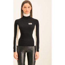 Golf Elisabetta Franchi MK-92B-97E2-97E2. Czarne swetry damskie Elisabetta Franchi, bez wzorów, z elastanu, bez rękawów, bez kaptura. W wyprzedaży za 649,00 zł.