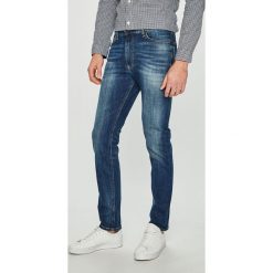 Tommy Jeans - Jeansy Simon. Niebieskie jeansy męskie marki Tommy Jeans, z elastanu. Za 539,90 zł.