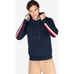 Tommy Hilfiger Bluza Niebieski. Niebieskie bluzy męskie TOMMY HILFIGER, s, bez wzorów, z bawełny, bez kołnierzyka, bez rękawów, bez kaptura. Za 602,95 zł.