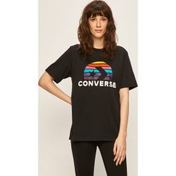 Converse - T-shirt. Czarne bluzki damskie Converse, s, z nadrukiem, z bawełny, z okrągłym kołnierzem. W wyprzedaży za 99,90 zł.