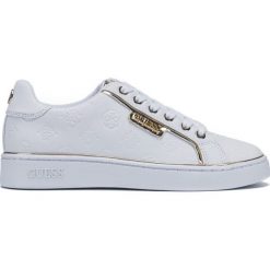 Guess Banq Tenisówki Biały. Białe trampki i tenisówki damskie Guess, z aplikacjami, z materiału. Za 471,95 zł.