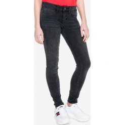 Guess Jeggingsy Szary. Szare jeansy damskie Guess. Za 533,95 zł.