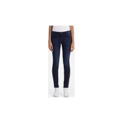 Jeansy slim fit Calvin Klein Jeans J20J201378 L.30 MID RISE. Niebieskie jeansy damskie Calvin Klein Jeans, l, bez wzorów, z jeansu. Za 301,98 zł.