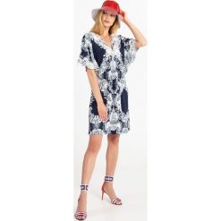 SUKIENKA MINERVA Sportalm. Sukienki damskie Sportalm, bez wzorów, eleganckie, bez kołnierzyka, bez rękawów. Za 879,00 zł.