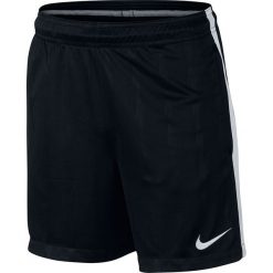 Nike Spodenki męskie Y NK DRY SQD SHORT JAQ KZ czarny r . L. Czarne spodenki i szorty męskie Nike, m. Za 99,00 zł.