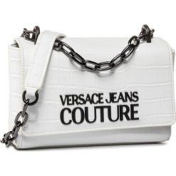 Torebka VERSACE JEANS COUTURE - E1VVBBL4 71411 3. Białe torebki klasyczne damskie Versace Jeans Couture, bez wzorów, z jeansu, wizytowe, bez dodatków. W wyprzedaży za 849,00 zł.