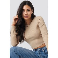 NA-KD Ribbed Long Sleeve Top - Beige. Brązowe topy damskie NA-KD, bez wzorów, z okrągłym kołnierzem. Za 72,95 zł.