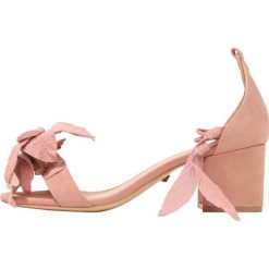 Rzymianki damskie: Schutz Sandały poppy rose