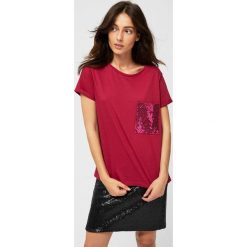 Bluzka z cekinami. Bluzki damskie Moodo, xs, bez wzorów, bez kołnierzyka, bez rękawów. Za 19,99 zł.