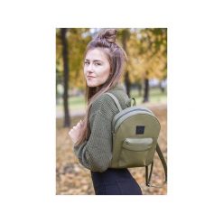 PLECAK MINI khaki. Zielone plecaki damskie Maryhol, bez wzorów, z materiału. Za 159,00 zł.