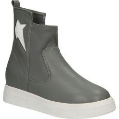 BOTKI LU BOO XW18318. Szare botki damskie marki Luboo, bez obcasa, bez zapięcia. Za 39,99 zł.