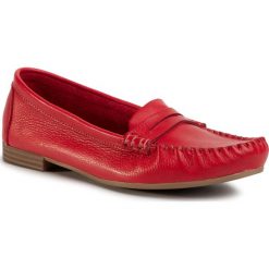 Mokasyny TAMARIS - 1-24213-24 Red 500. Czerwone mokasyny damskie Tamaris, ze skóry, na obcasie. W wyprzedaży za 149,00 zł.