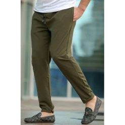 Męskie spodnie FELIPE KHAKI. Brązowe jeansy męskie IVET, m, bez wzorów, eleganckie. W wyprzedaży za 69,00 zł.