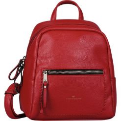 Tom Tailor plecak damski Tinna Backpack 26101 czerwony. Czerwone plecaki damskie Tom Tailor, bez wzorów, ze skóry, sportowe. Za 219,00 zł.