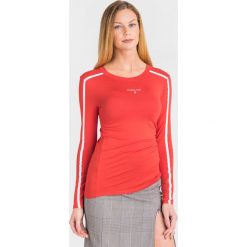 LONGSLEEVE Patrizia Pepe. Czerwone t-shirty damskie Patrizia Pepe, s, z nadrukiem, z elastanu, z okrągłym kołnierzem. Za 345,00 zł.