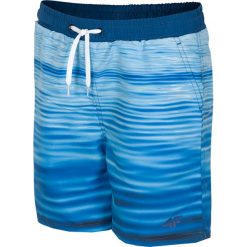 Spodenki plażowe dla dużych chłopców JMAJM210 - niebieski. Niebieskie spodenki dziewczęce marki 4f, z poliesteru, sportowe. Za 59,99 zł.