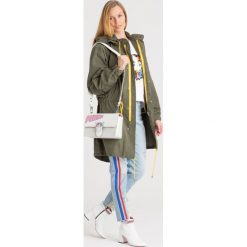 PARKA PINKO. Szare kurtki damskie Pinko, z nadrukiem, z materiału. Za 978,00 zł.