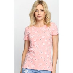 Różowy T-shirt Honey Love. Czerwone bluzki damskie marki Born2be, l. Za 24,99 zł.