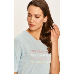 Only - T-shirt. Bluzki damskie ONLY, s, z nadrukiem, z bawełny, z okrągłym kołnierzem. Za 59,90 zł.