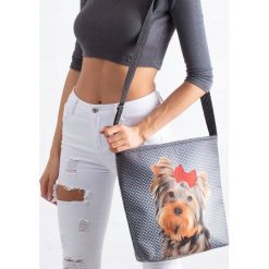 TOREBKA DAMSKA TORBA LISTONOSZKA DŁUGI PASEK. Listonoszki damskie LORENTI, na co dzień, w paski, z jeansu, eleganckie, na ramię, małe, bez dodatków. W wyprzedaży za 89,90 zł.