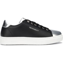 Trussardi Jeans Tenisówki Czarny. Czarne trampki i tenisówki damskie Trussardi Jeans, bez wzorów, z jeansu, bez zapięcia. Za 628,95 zł.