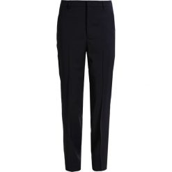 Filippa K FIONA Spodnie materiałowe dark navy. Niebieskie spodnie damskie marki Filippa K, m, z elastanu. Za 689,00 zł.