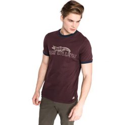Jack & Jones Merna Koszulka Fioletowy. Fioletowe podkoszulki męskie l, z nadrukiem, z bawełny, krótkie. Za 88,95 zł.