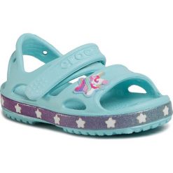 Sandały CROCS - Crocsfl Unicorn Charm Sandal G 206366 Ice Blue. Niebieskie sandały dziewczęce Crocs, z tworzywa sztucznego, bez zapięcia. W wyprzedaży za 119,00 zł.