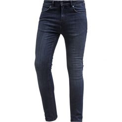 KIOMI Jeans Skinny Fit dark blue. Niebieskie rurki męskie KIOMI. Za 149,00 zł.