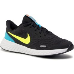 Buty NIKE - Revolution 5 (Gs) BQ5671 076 Black/Lemon Venom/Laser Blue. Czarne buty sportowe damskie Nike, bez wzorów, z tworzywa sztucznego, sportowe, do biegania, nike revolution. Za 199,00 zł.