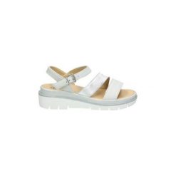 Sandały Relaxshoe Sandały niski klin skóry białego 528-008. Białe sandały damskie Relaxshoe, bez wzorów, ze skóry, na niskim obcasie, bez zapięcia. Za 282,45 zł.