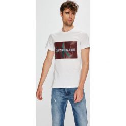 Calvin Klein Jeans - T-shirt/polo J30J307843. Szare koszulki polo Calvin Klein Jeans, l, z nadrukiem, z bawełny. Za 199,90 zł.