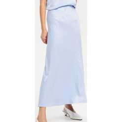 Satynowa spódnica maxi - Niebieski. Niebieskie spódniczki damskie Reserved, bez wzorów, z satyny, maxi. W wyprzedaży za 119,99 zł.