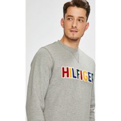 Tommy Hilfiger - Bluza. Szare bejsbolówki męskie TOMMY HILFIGER, l, z aplikacjami, z bawełny, bez kaptura. Za 449,90 zł.