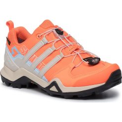 Buty adidas - Terrex Swift R2 Gtx W GORE-TEX G26559 Hireco/Cbrown/Globlu. Pomarańczowe buty sportowe damskie Adidas, bez wzorów, z tworzywa sztucznego, sportowe, outdoorowe, adidas terrex, gore-tex. Za 599,00 zł.