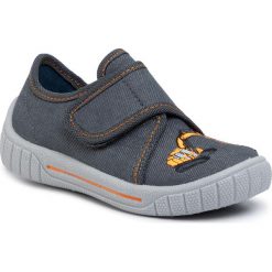 Kapcie SUPERFIT - 6-00278-20 M Grau. Niebieskie sandały chłopięce Superfit, z tworzywa sztucznego, bez zapięcia. Za 119,00 zł.