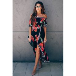 Sukienka PERONA. Sukienki damskie Sukienka PERONA, s, bez wzorów, bez kołnierzyka, bez rękawów, długie. W wyprzedaży za 109,00 zł.