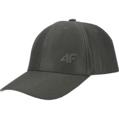 4F Czapka z daszkiem Czarny. Czarne czapki męskie 4f, z elastanu. Za 68,95 zł.